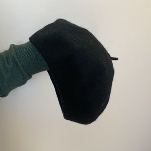 French wool-like beret